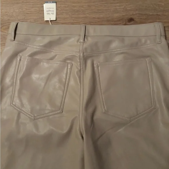 Abercrombie &Fitch Vegan Leather Pants — NWT 33/16 - Picture 4 of 4